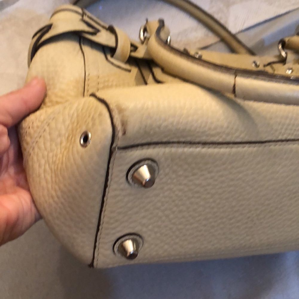 Coach Vintage leather tassel bag. - Picture 6 of 14